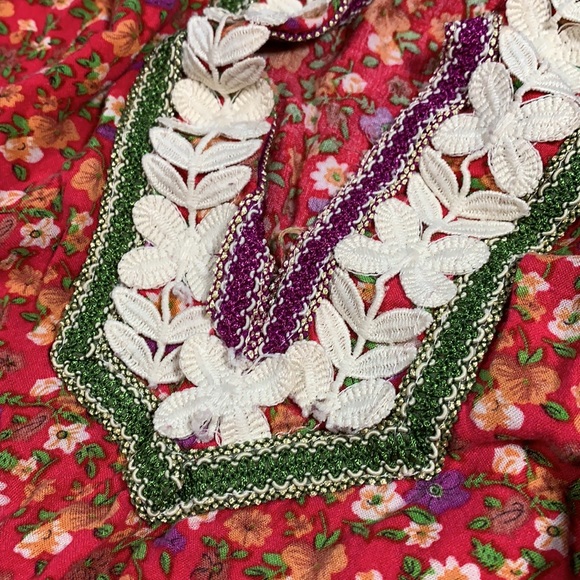 Boho BABE, floral, appliqué, deep V dress!! - Picture 6 of 11